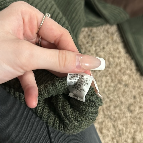 Vintage Sweater - Picture 7 of 9